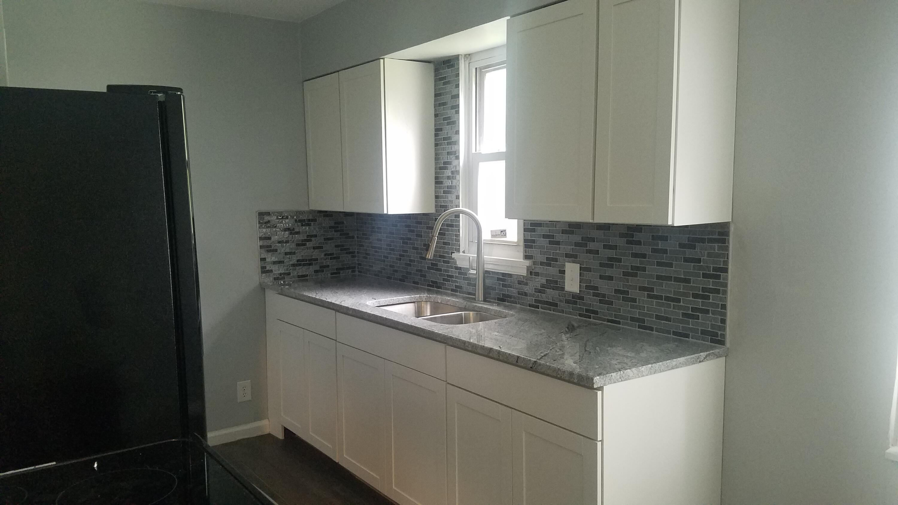 230 Edgevale Road Columbus, OH 43209 - Photo 3 of 11 Gallery Image 3
