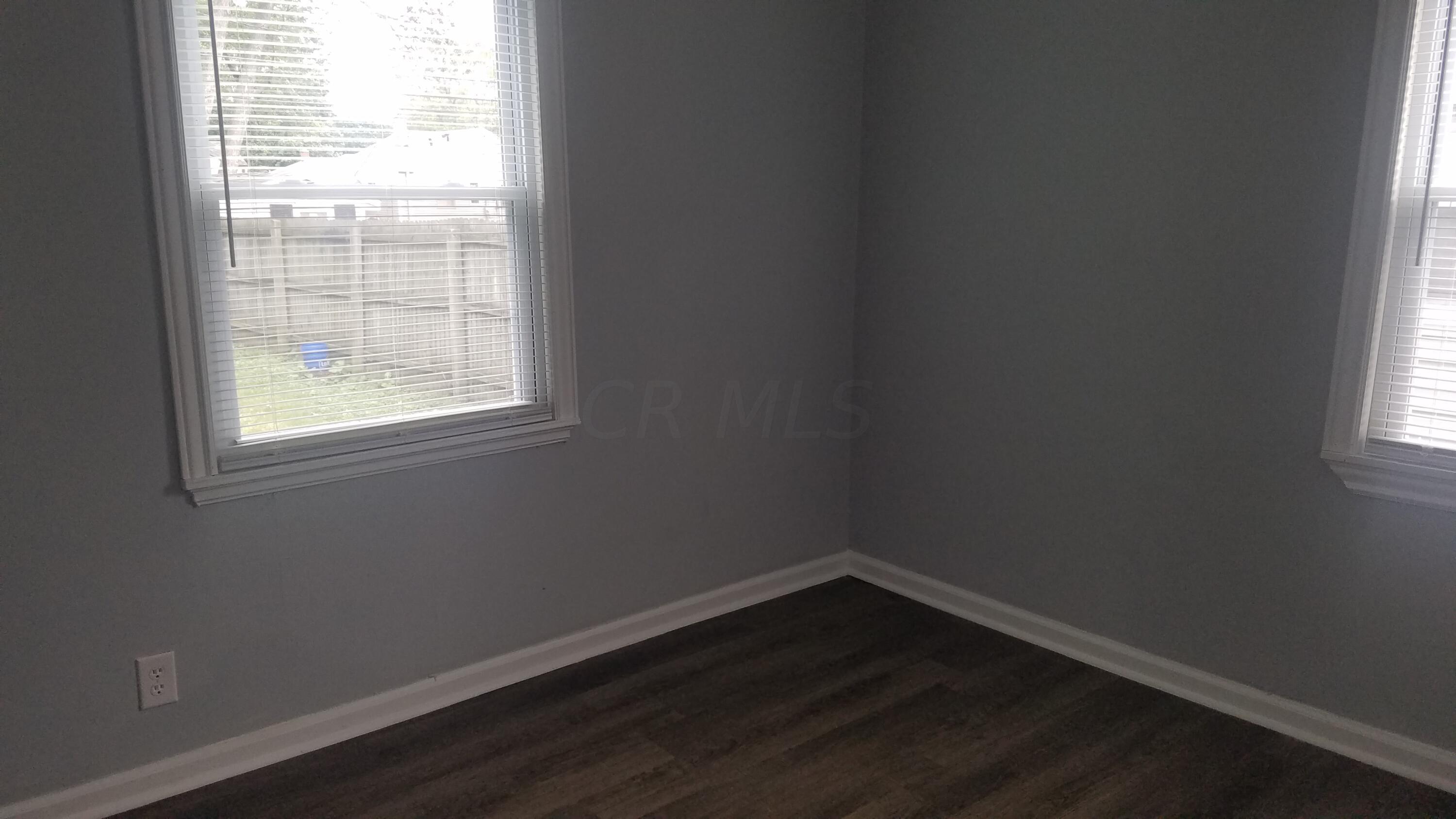 230 Edgevale Road Columbus, OH 43209 - Photo 4 of 11 Gallery Image 4