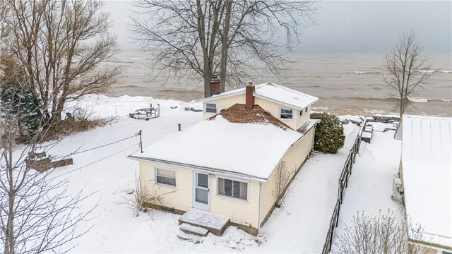 $319,900 | 6414 Shore Acres Road, Hamlin, NY 14468