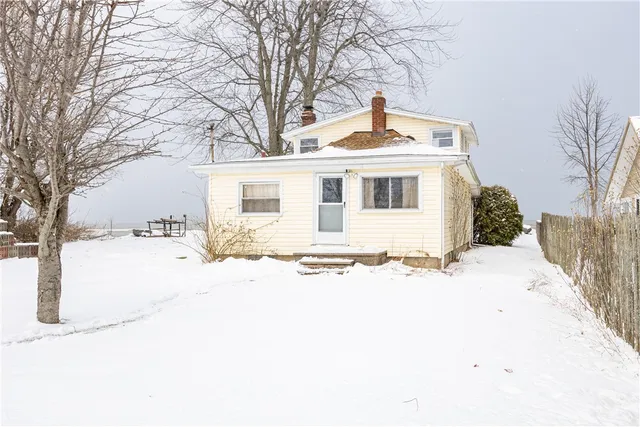 $319,900 | 6414 Shore Acres Road, Hamlin, NY 14468