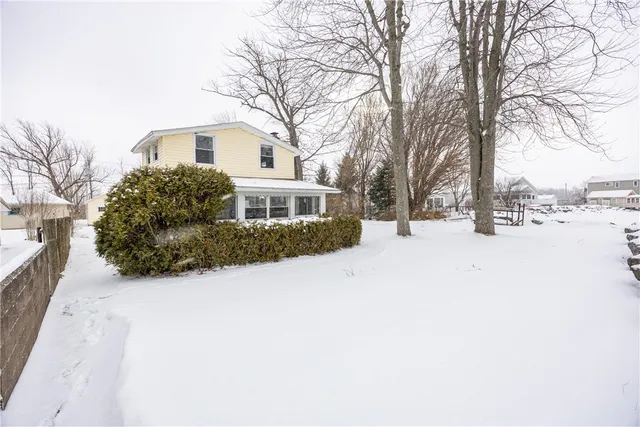 $319,900 | 6414 Shore Acres Road, Hamlin, NY 14468