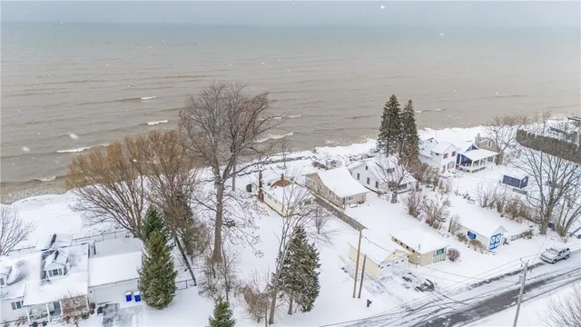 $319,900 | 6414 Shore Acres Road, Hamlin, NY 14468