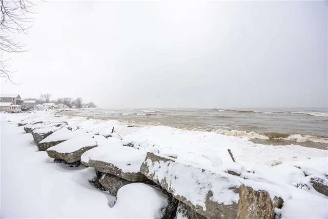 $319,900 | 6414 Shore Acres Road, Hamlin, NY 14468