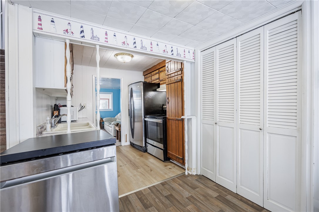 6414 Shore Acres Road Hamlin, NY 14468 - Photo 10 of 35