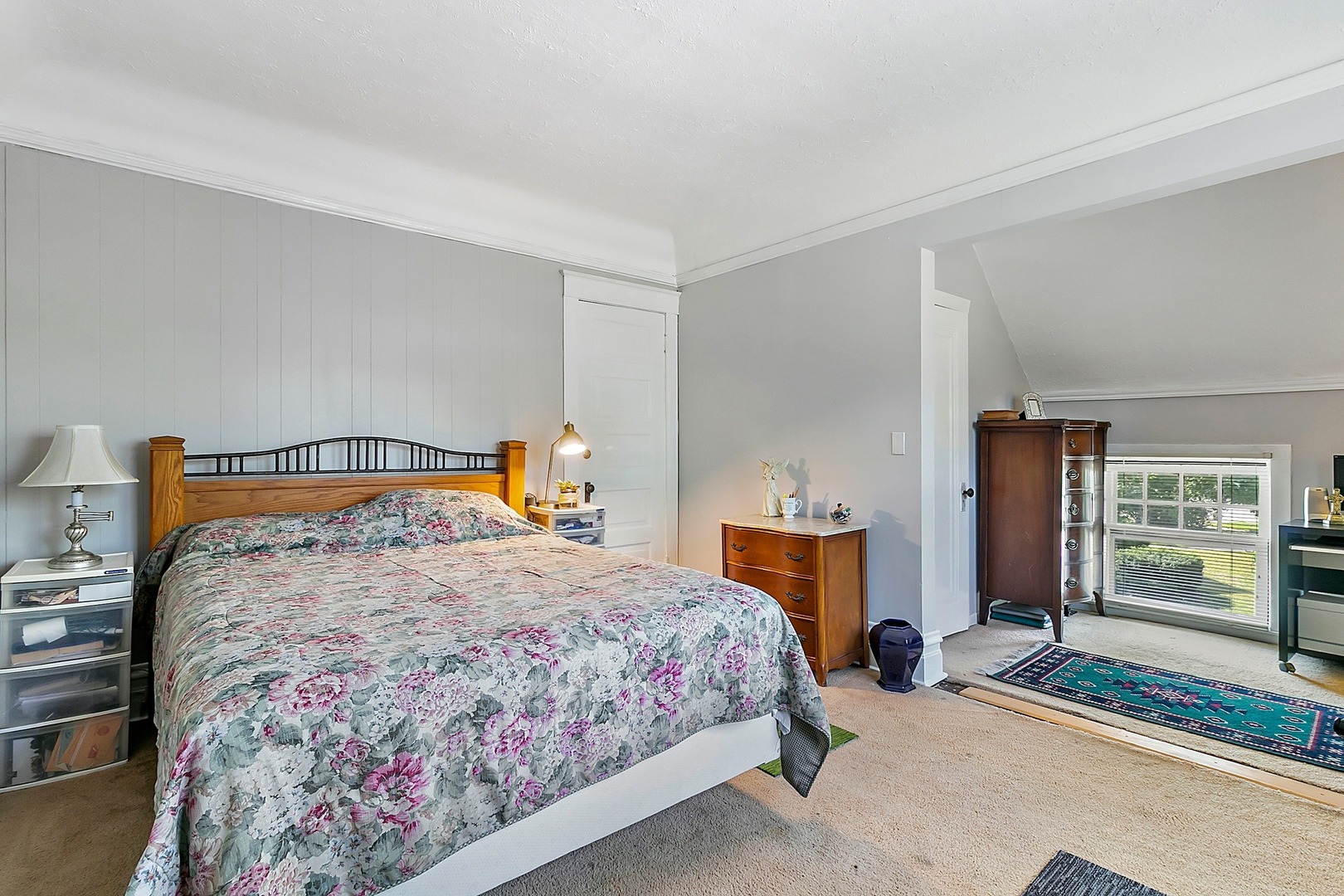 169 Barrypoint Road Riverside, IL 60546 - Photo 8 of 27 a bedroom with a bed and a large mirror on the dresser