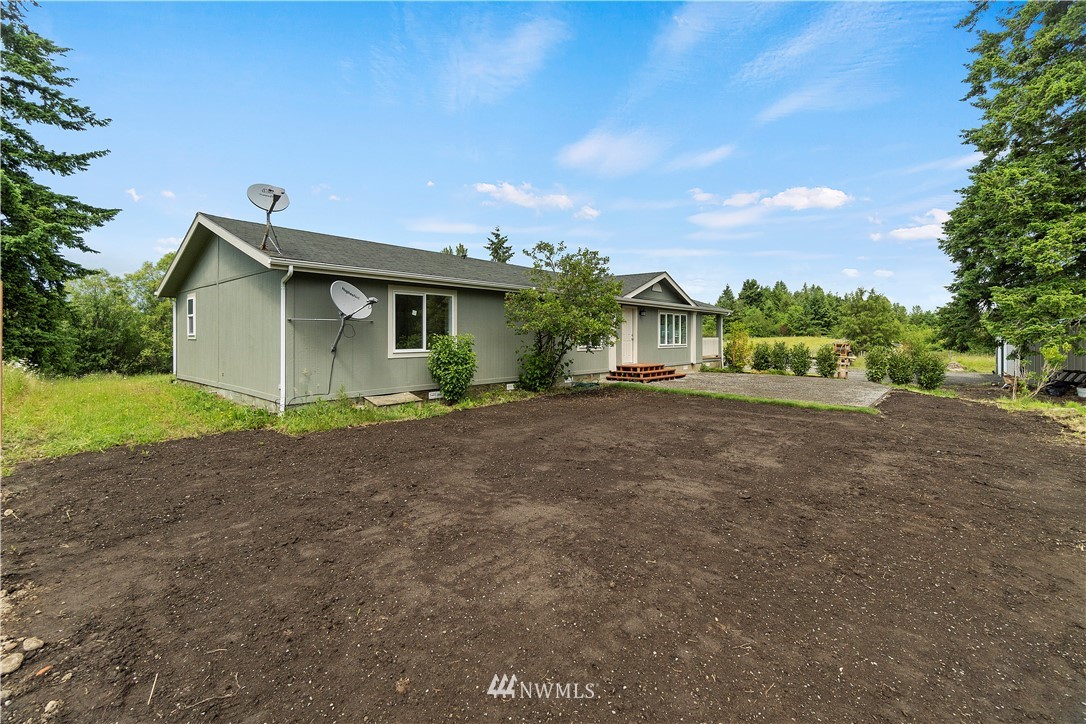 14433 Solberg Road Southeast Yelm, WA 98597 - Photo 3 of 30 Gallery Image 3
