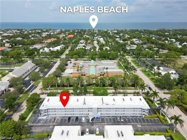 $2,500 | 72 7th Street South, Unit 310, Naples, FL 34102