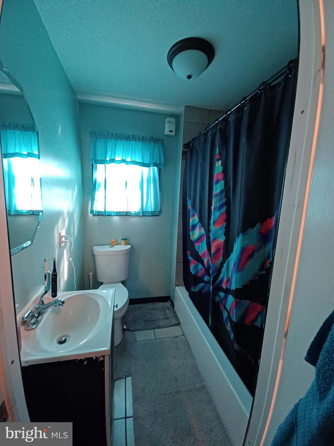 30 Grieb Avenue Levittown, PA 19057 - Photo 16 of 41