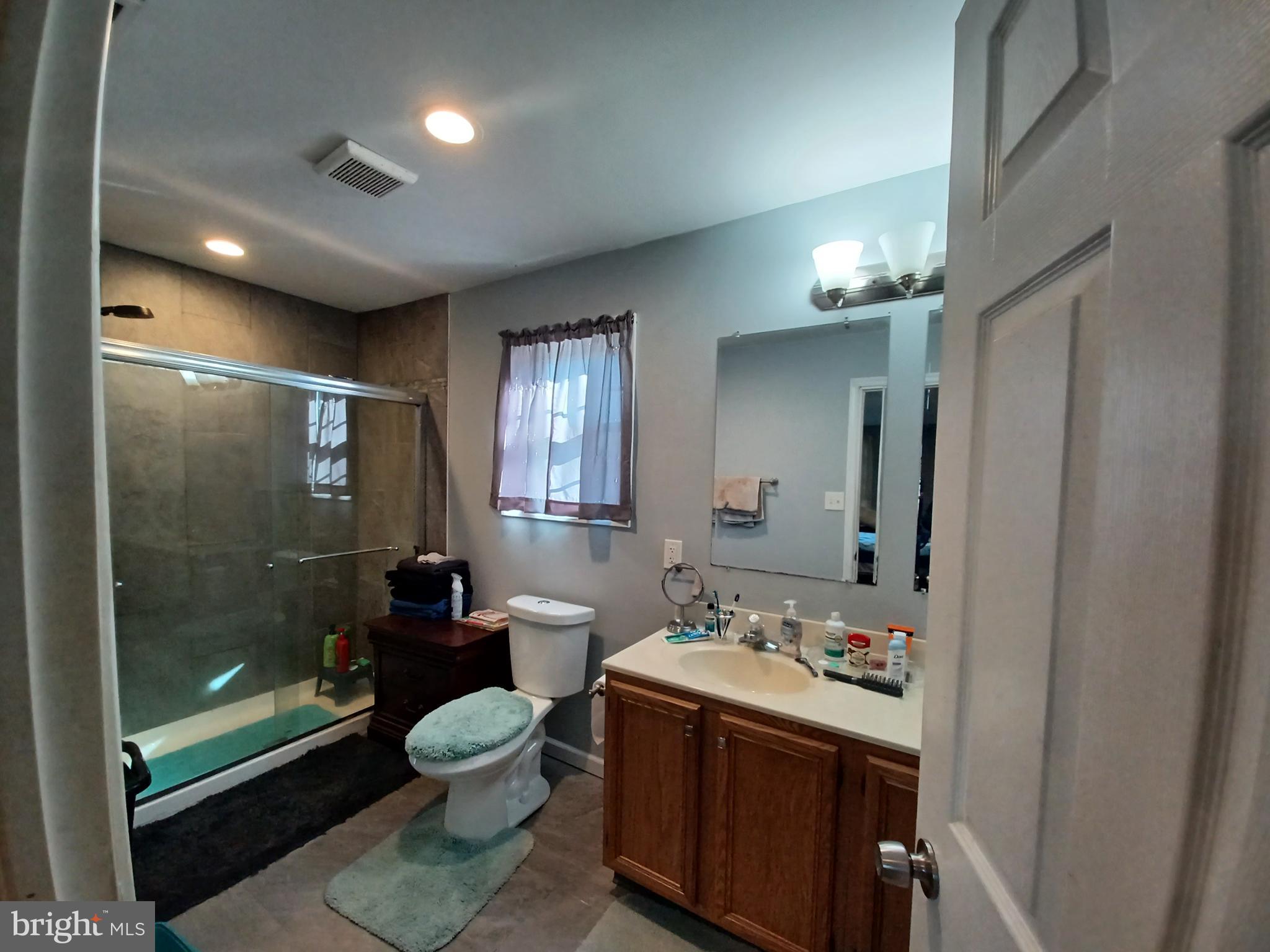 30 Grieb Avenue Levittown, PA 19057 - Photo 34 of 41