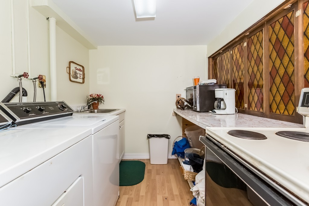 19 Pilgrim Road Lawrence, MA 01843 - Photo 11 of 21 Gallery Image 11