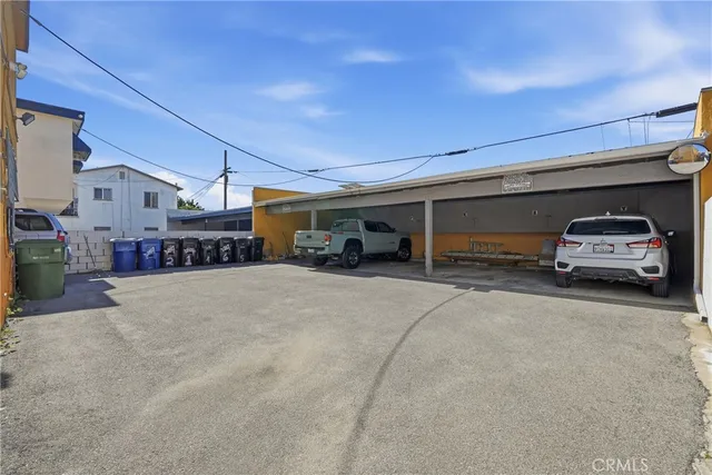 $2,000,000 | 1207 South Catalina Street, Los Angeles, CA 90006