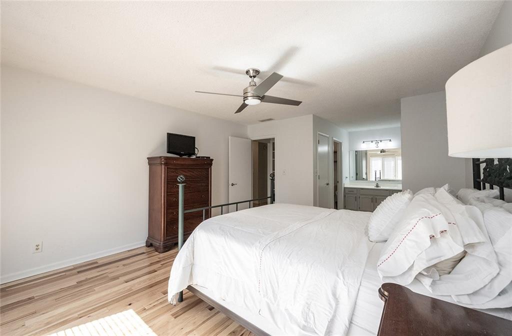 12388 Brompton Road Carmel, IN 46033 - Photo 14 of 28 Gallery Image 14