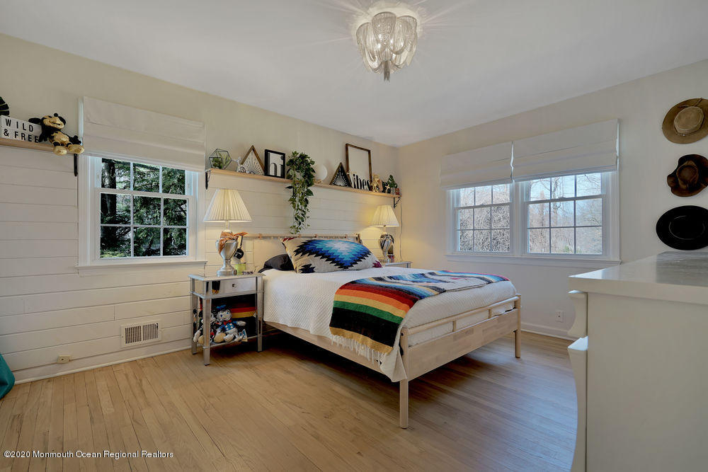 13 Hill Road Lincroft, NJ 07738 - Photo 18 of 44 MASTER SUITE