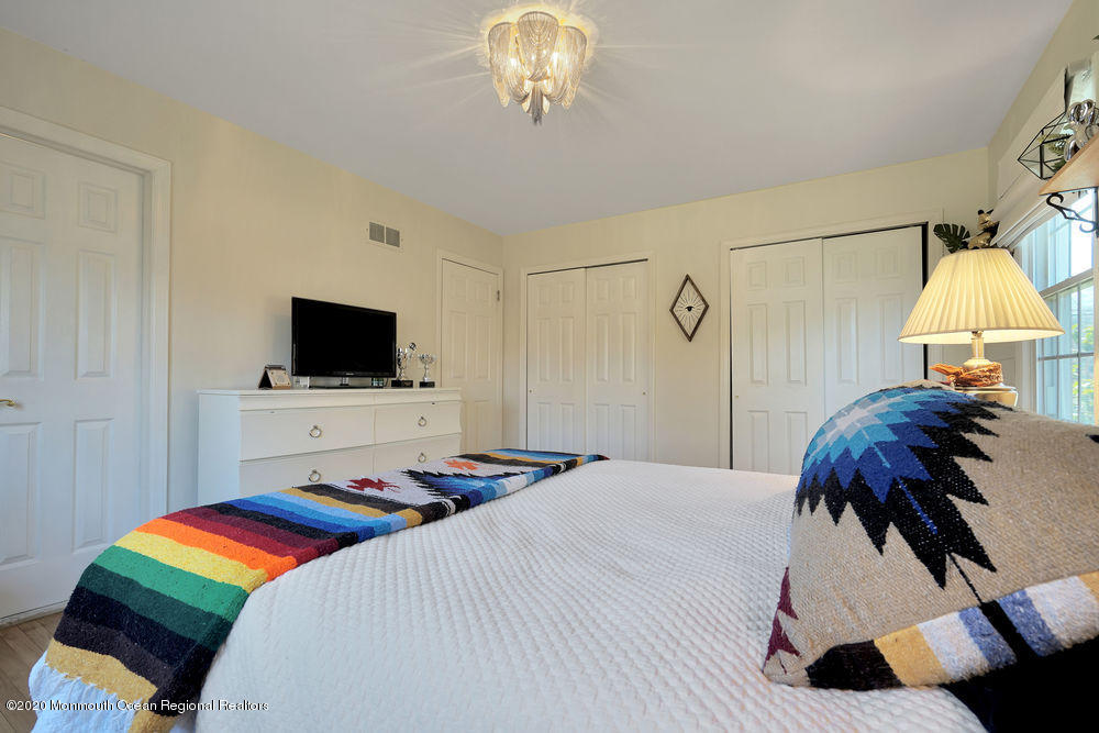13 Hill Road Lincroft, NJ 07738 - Photo 21 of 44 MASTER SUITE