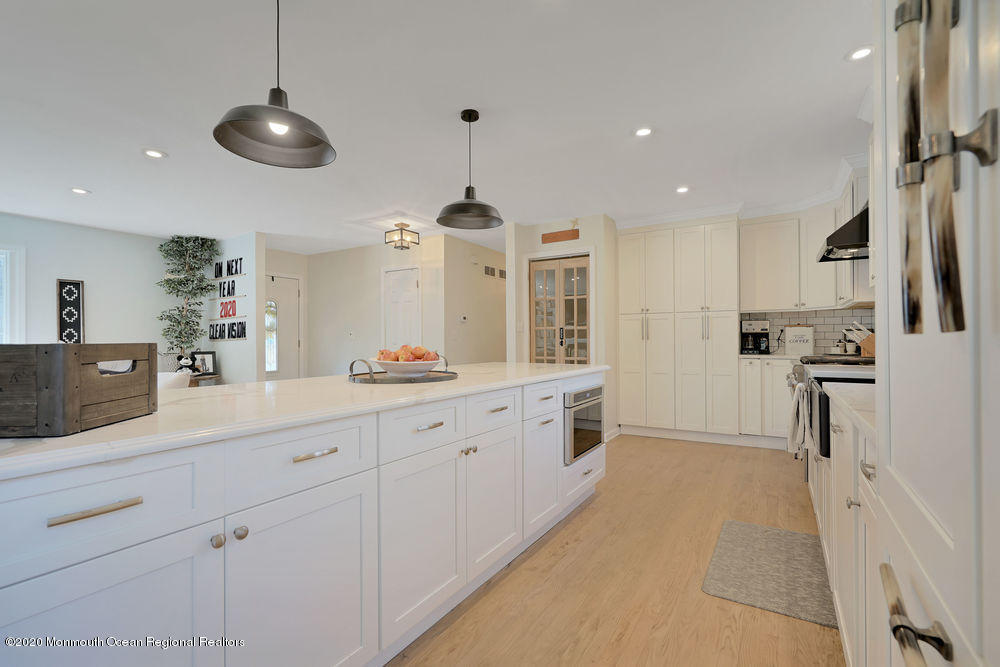 13 Hill Road Lincroft, NJ 07738 - Photo 3 of 44 KITCHEN