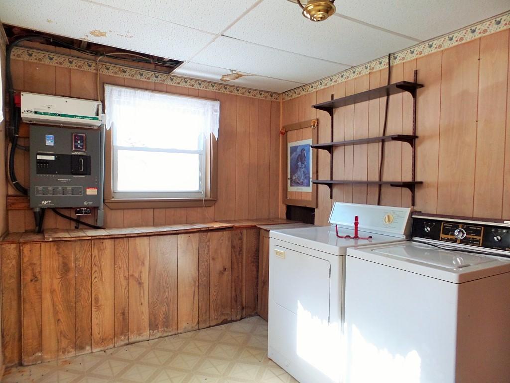 504 Carry Pond Road Bingham, ME 04920 - Photo 14 of 28 Laundry