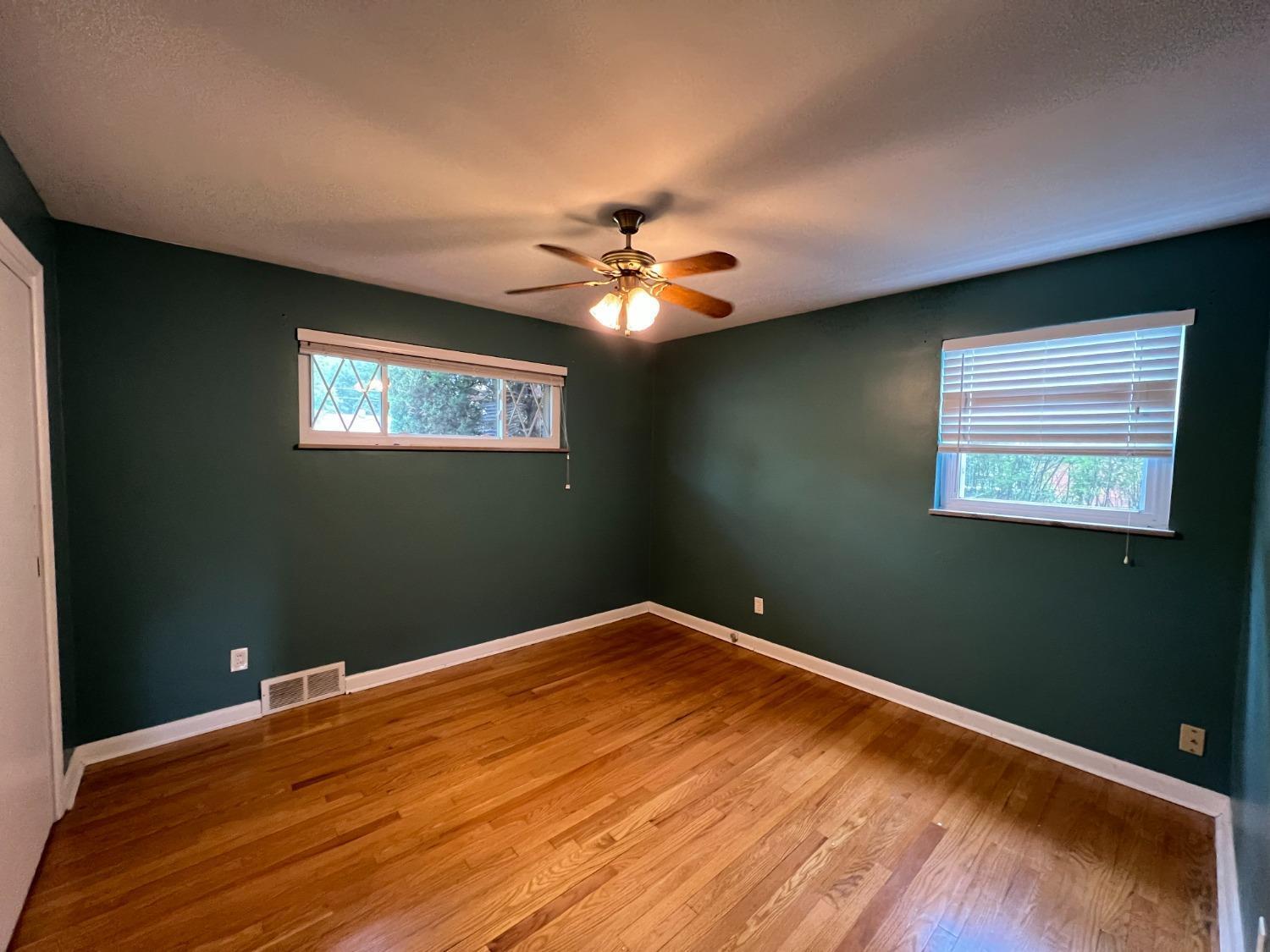 3124 Locust Log Lane Cincinnati, OH 45239 - Photo 9 of 28