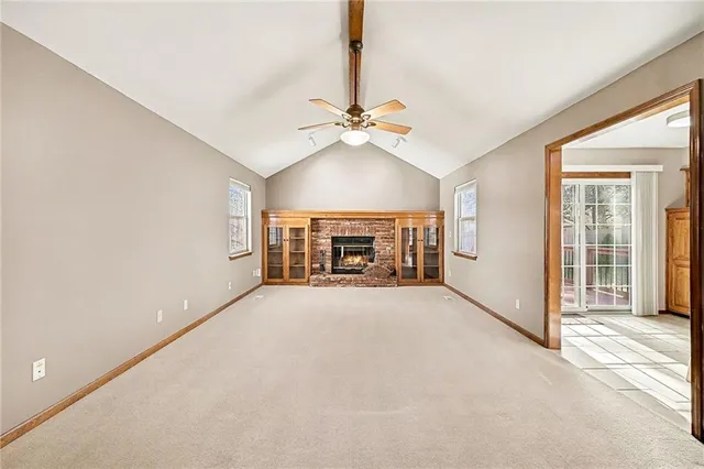 $370,000 | 15209 West 91st Place, Lenexa, KS 66219