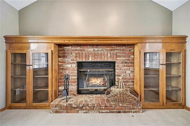 $370,000 | 15209 West 91st Place, Lenexa, KS 66219