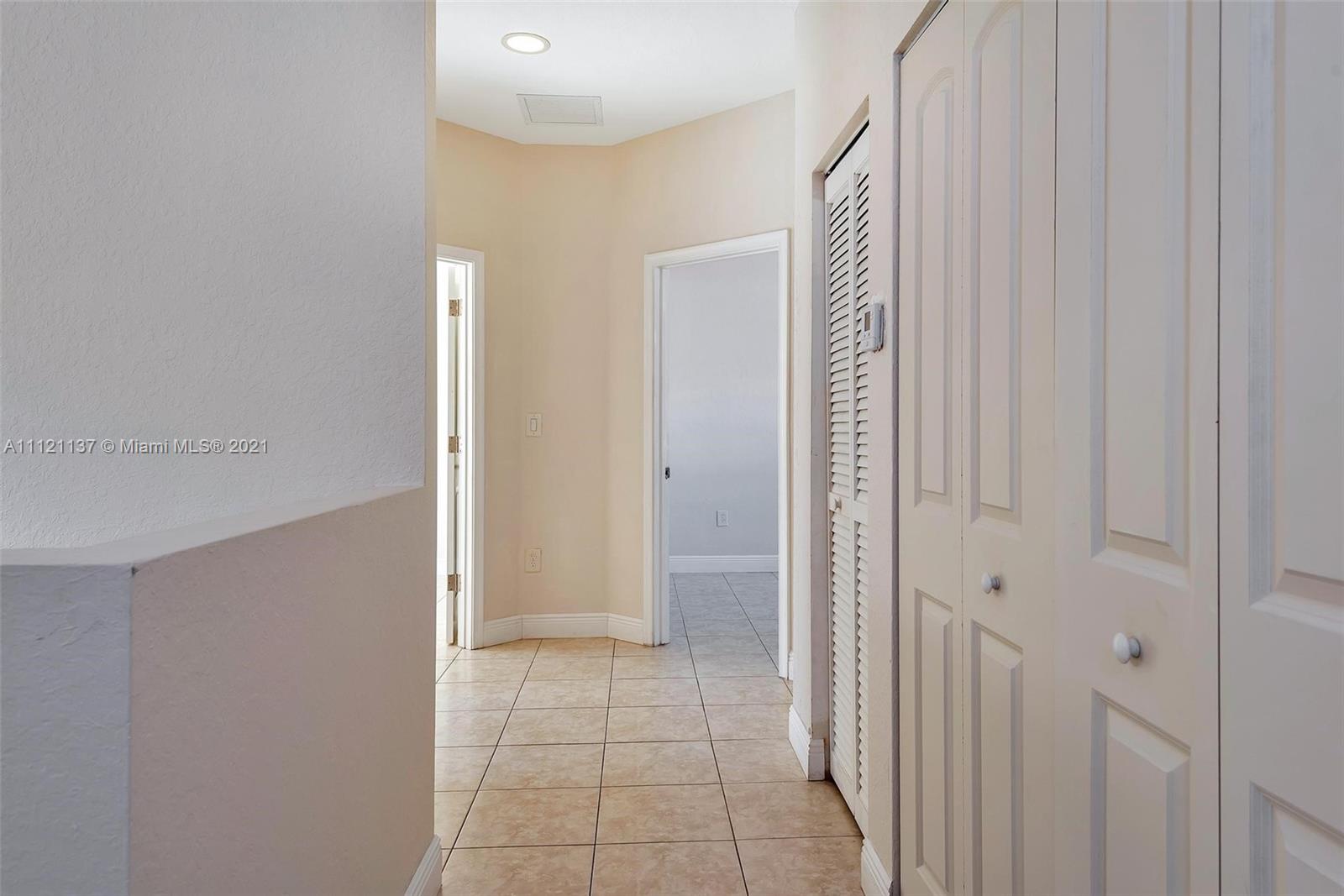 1072 Northeast 40th Road Homestead, FL 33033 - Photo 29 of 49 Gallery Image 29