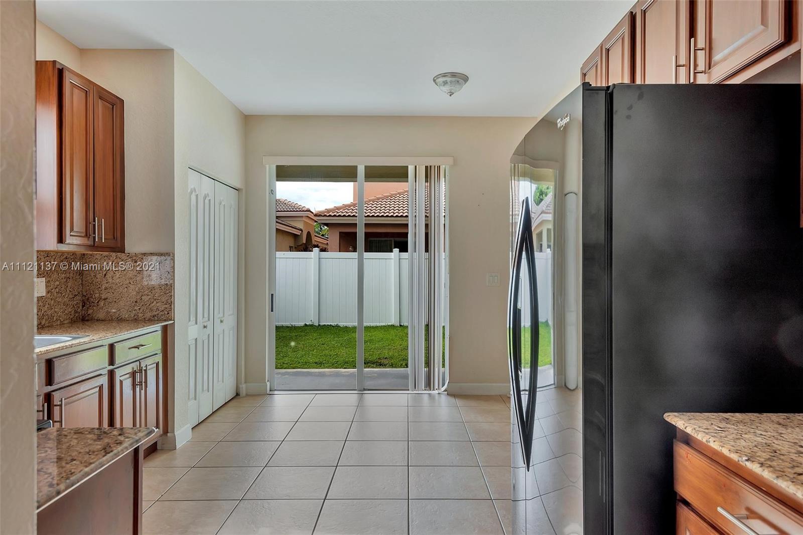 1072 Northeast 40th Road Homestead, FL 33033 - Photo 7 of 49 Gallery Image 7