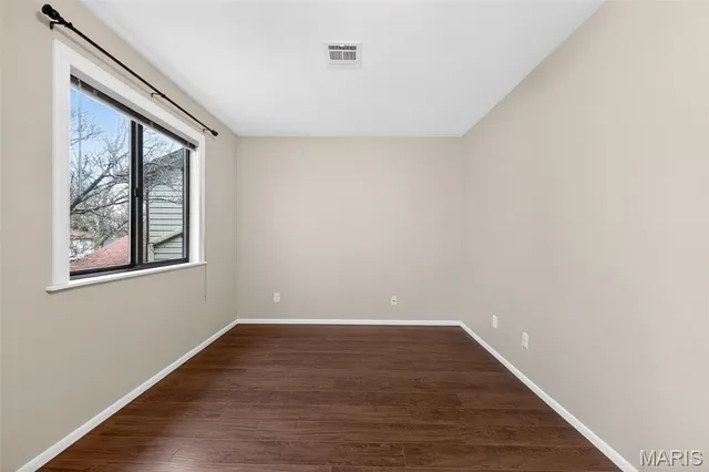 $239,000 | 624 Painted Vista Drive, Ballwin, MO 63021