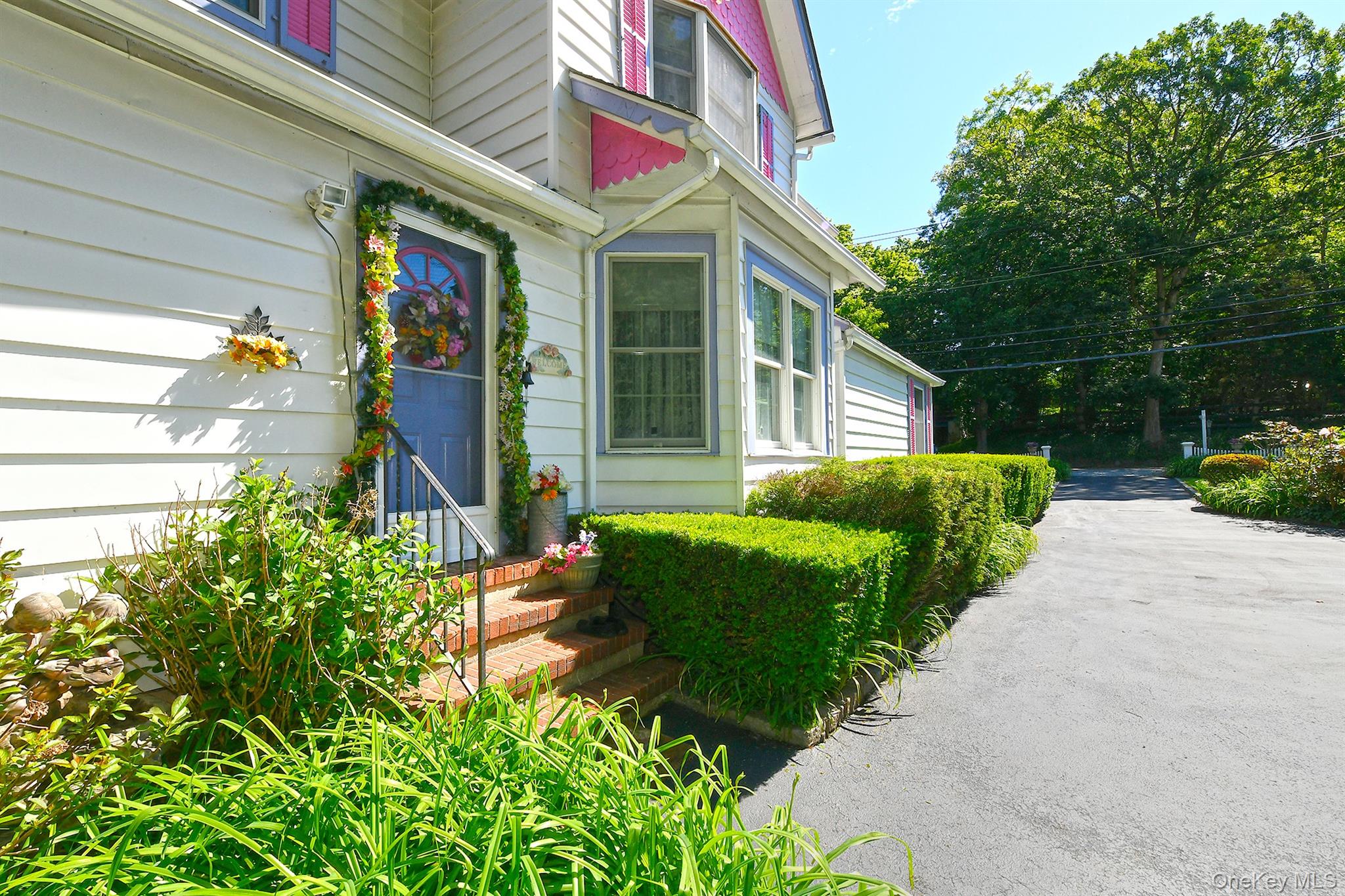 277 Vernon Valley Road Northport, NY 11768 - Photo 41 of 49