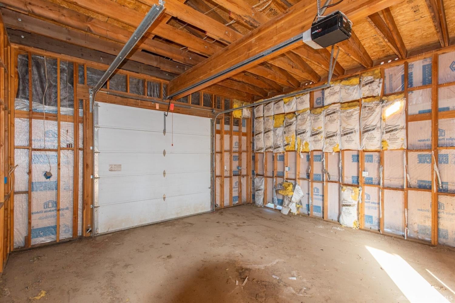 22101 Pine Canyon Road Tehachapi, CA 93561 - Photo 4 of 12 Gallery Image 4