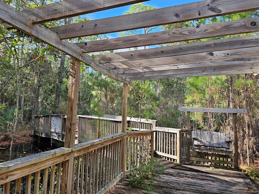 804 Shell Harbor Road Pierson, FL 32180 - Photo 9 of 27 a view of a roof deck