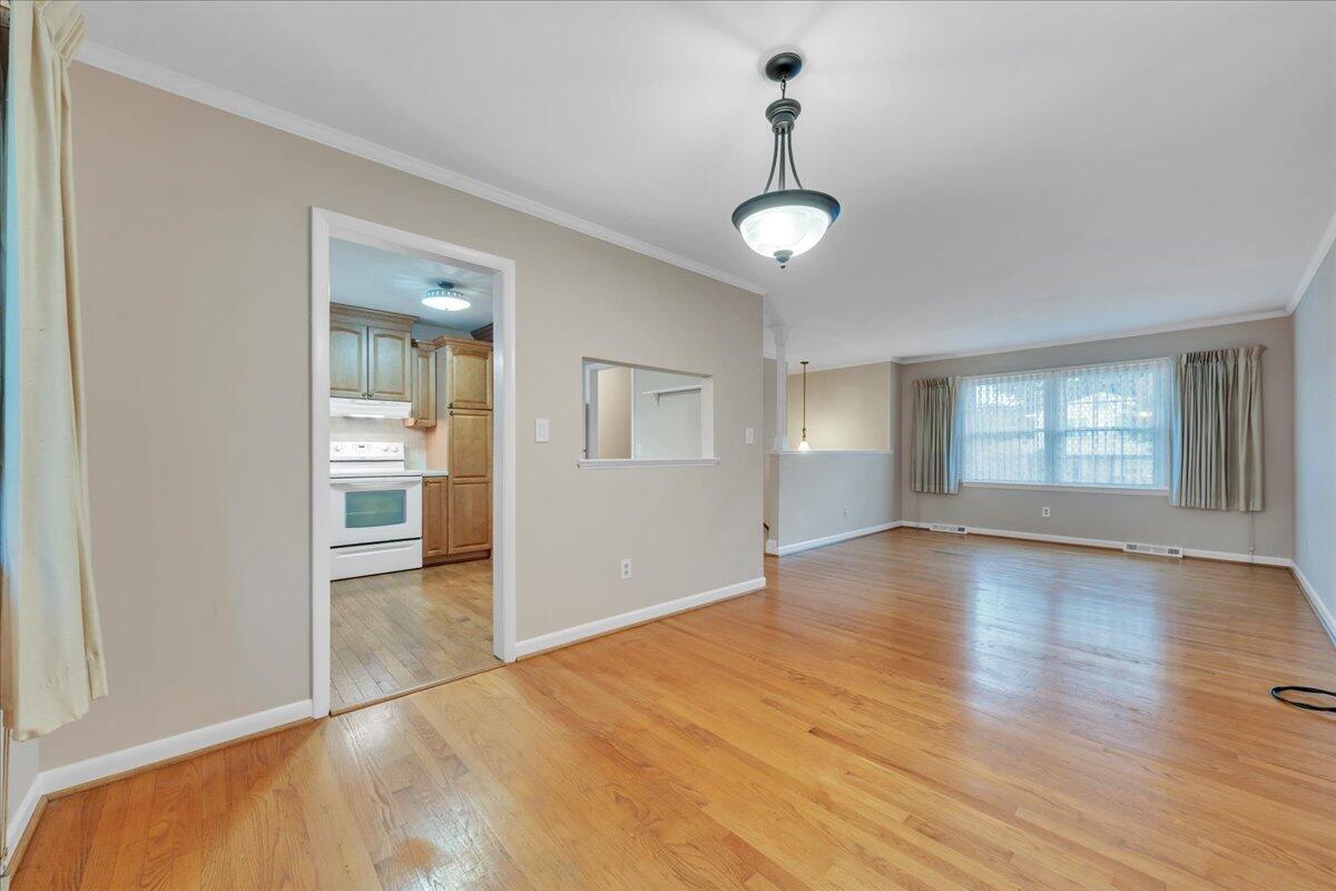 3722 Meadowlark Road Roanoke, VA 24018 - Photo 11 of 44 11-MIB05922