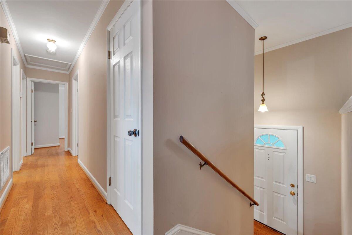 3722 Meadowlark Road Roanoke, VA 24018 - Photo 3 of 44 03-MIB05883
