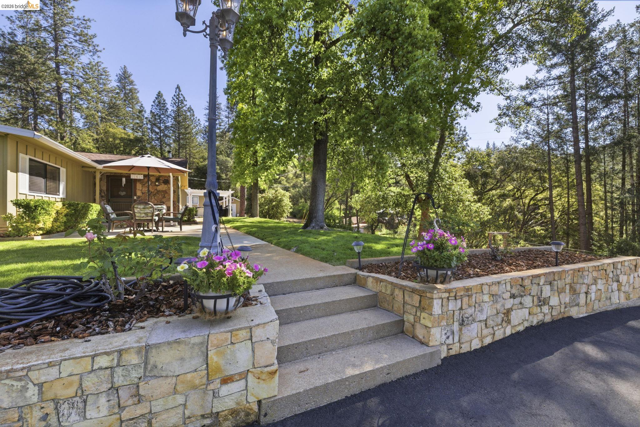 11640 Rambler Road Sonora, CA 95370 - Photo 2 of 45