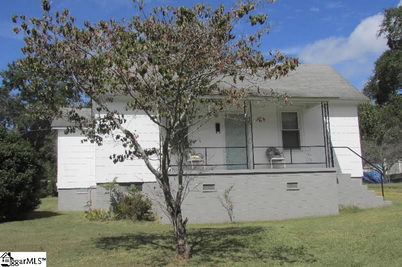 6 Townsend Street Laurens, SC 29360 - Photo 3 of 19