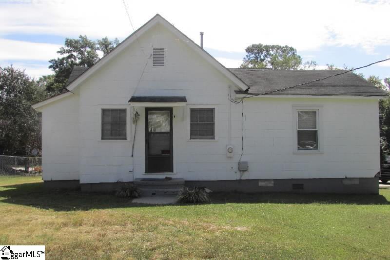 6 Townsend Street Laurens, SC 29360 - Photo 4 of 19
