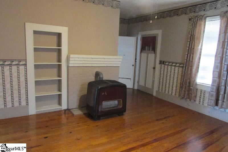 6 Townsend Street Laurens, SC 29360 - Photo 5 of 19