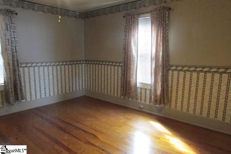 6 Townsend Street Laurens, SC 29360 - Photo 6 of 19