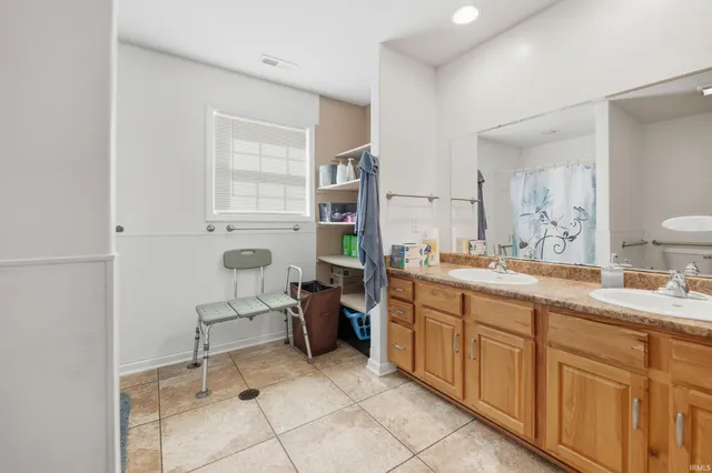 $419,900 | 5140 Old Maysville Road, Fort Wayne, IN 46815