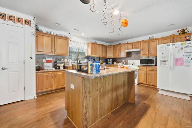 $419,900 | 5140 Old Maysville Road, Fort Wayne, IN 46815