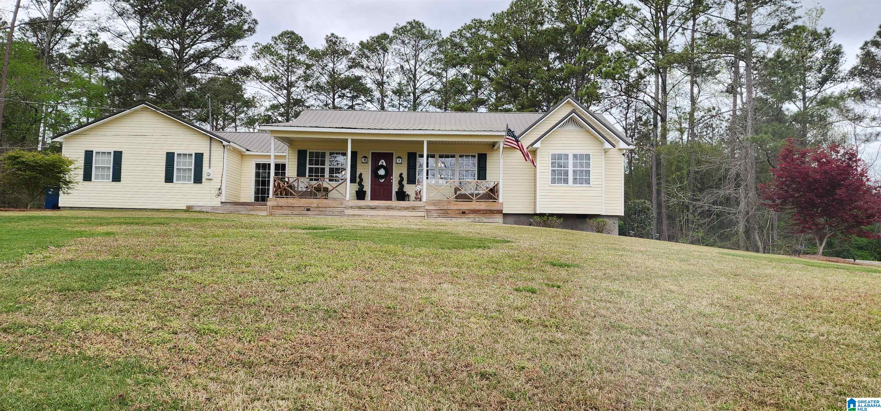 250 Martin Drive Oneonta, AL 35121 - Photo 1 of 40