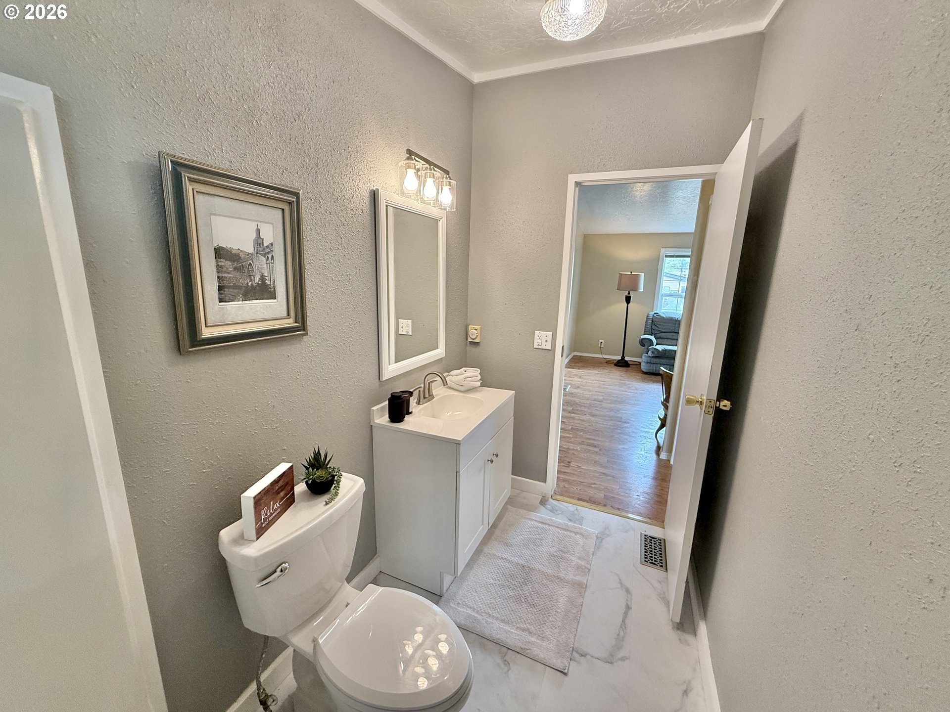 1282 3rd Street, Unit 37 Lafayette, OR 97127 - Photo 21 of 28 a room with furniture and a mirror