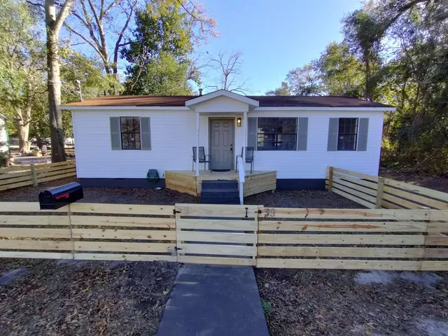 $109,900 | 39 Mc Millan Street, Bamberg, SC 29003