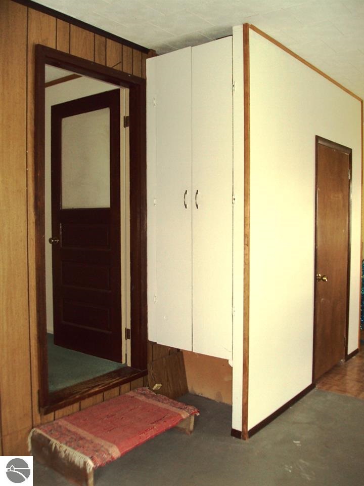 5510 Calhoun Road Gladwin, MI 48624 - Photo 34 of 67 1777699-33.JPG