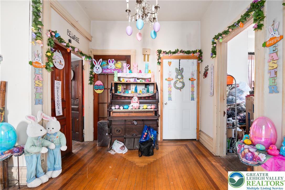 1321 Bushkill Street Easton, PA 18042 - Photo 19 of 49