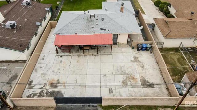 $320,000 | Undisclosed Address, Bakersfield, CA 93304