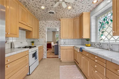 $1,325,000 | 430 Tufts Avenue, Burbank, CA 91504