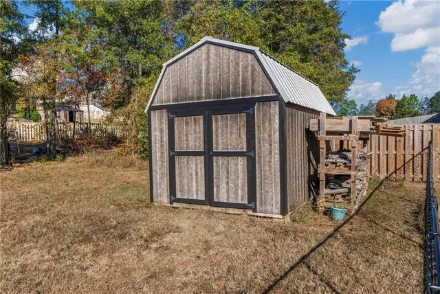 a view of a house with a outdoor space
