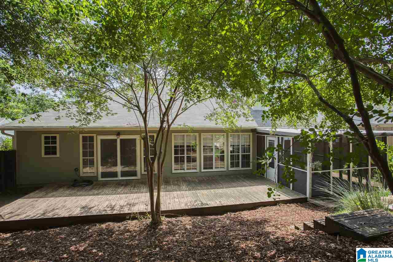 110 Cambridge Pointe Circle Alabaster, AL 35007 - Photo 8 of 32