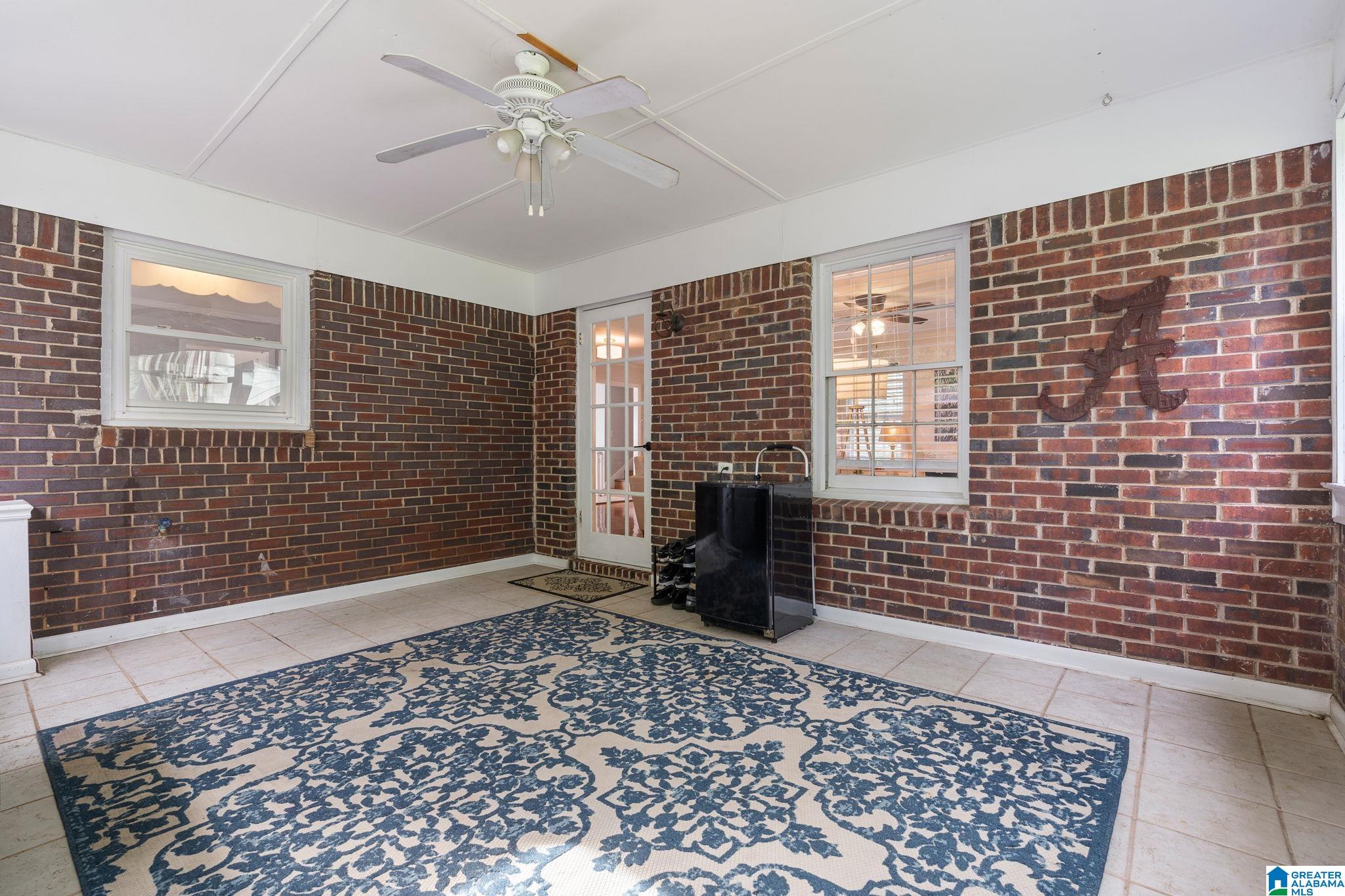 2304 Empire Road Hoover, AL 35226 - Photo 18 of 36