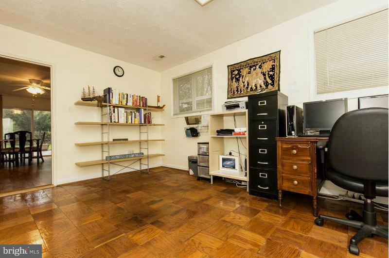 7625 Carla Road Baltimore, MD 21208 - Photo 7 of 28 Bedroom #4 or Office