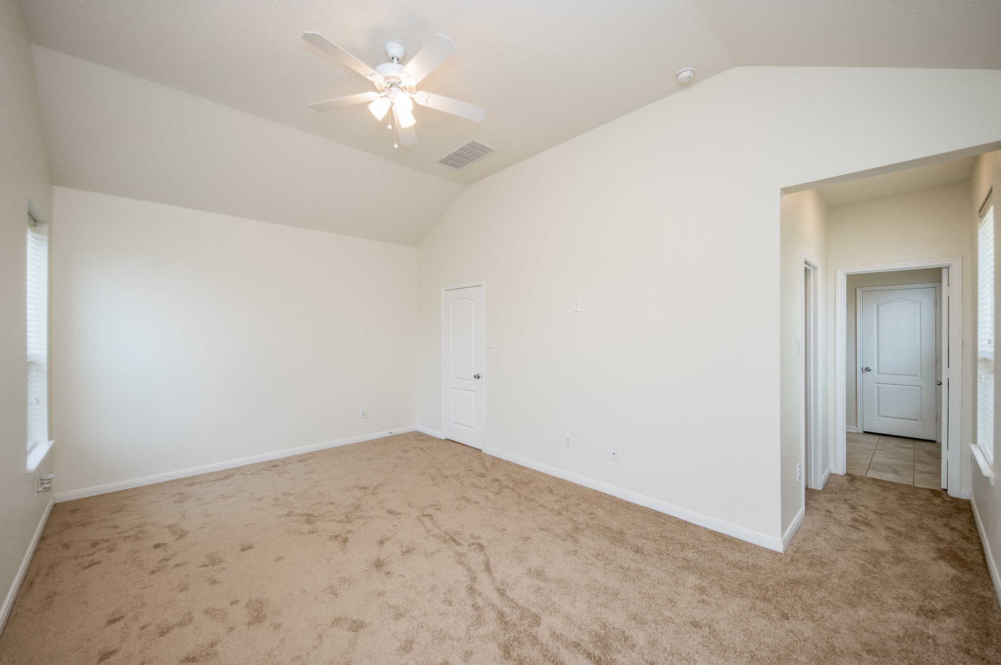 4614 Westgreen Ridge Road Katy, TX 77449 - Photo 12 of 28 Primary Bedroom